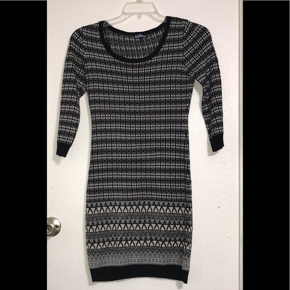 Freshman Dresses & Skirts - 🌻Freshman 1996 Sweater Dress. Size medium GUC